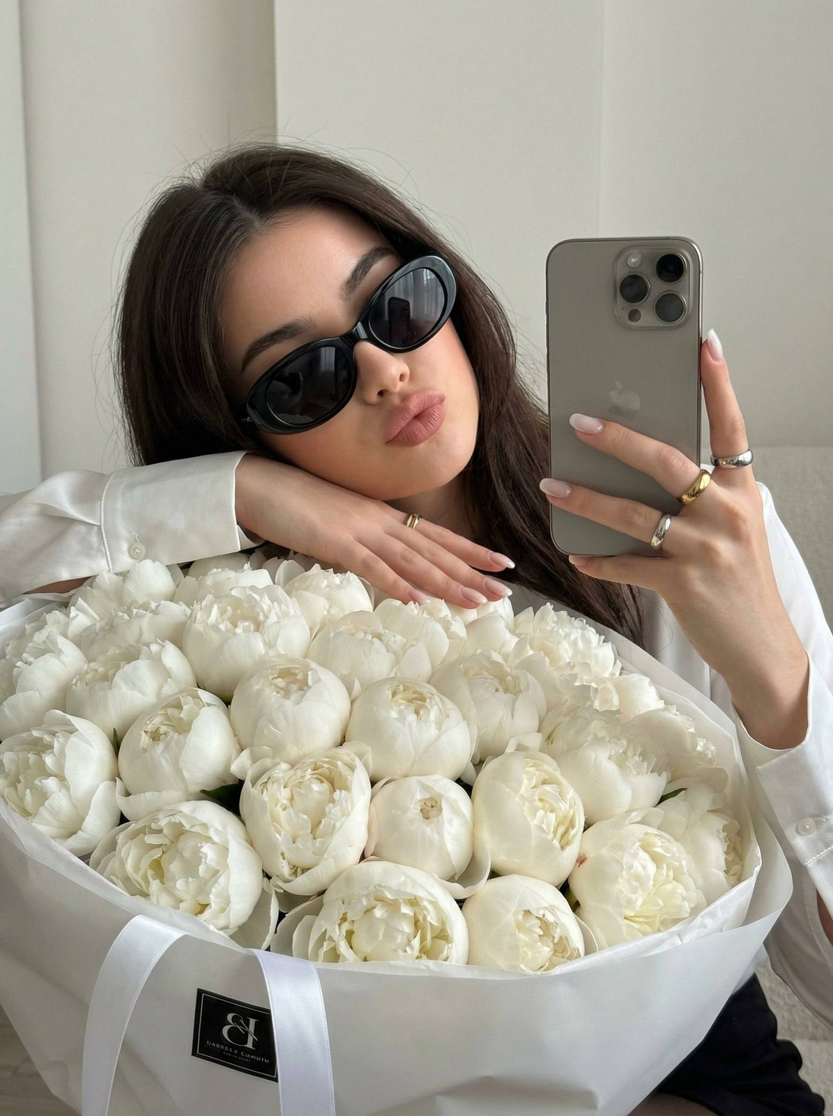 Luxurious Floral Grace