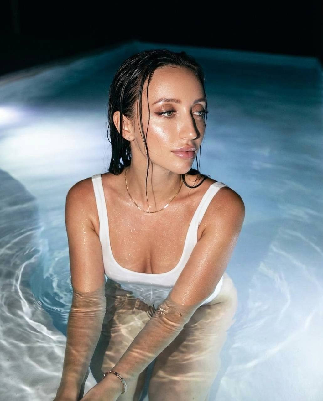 Glossy Midnight Submersion
