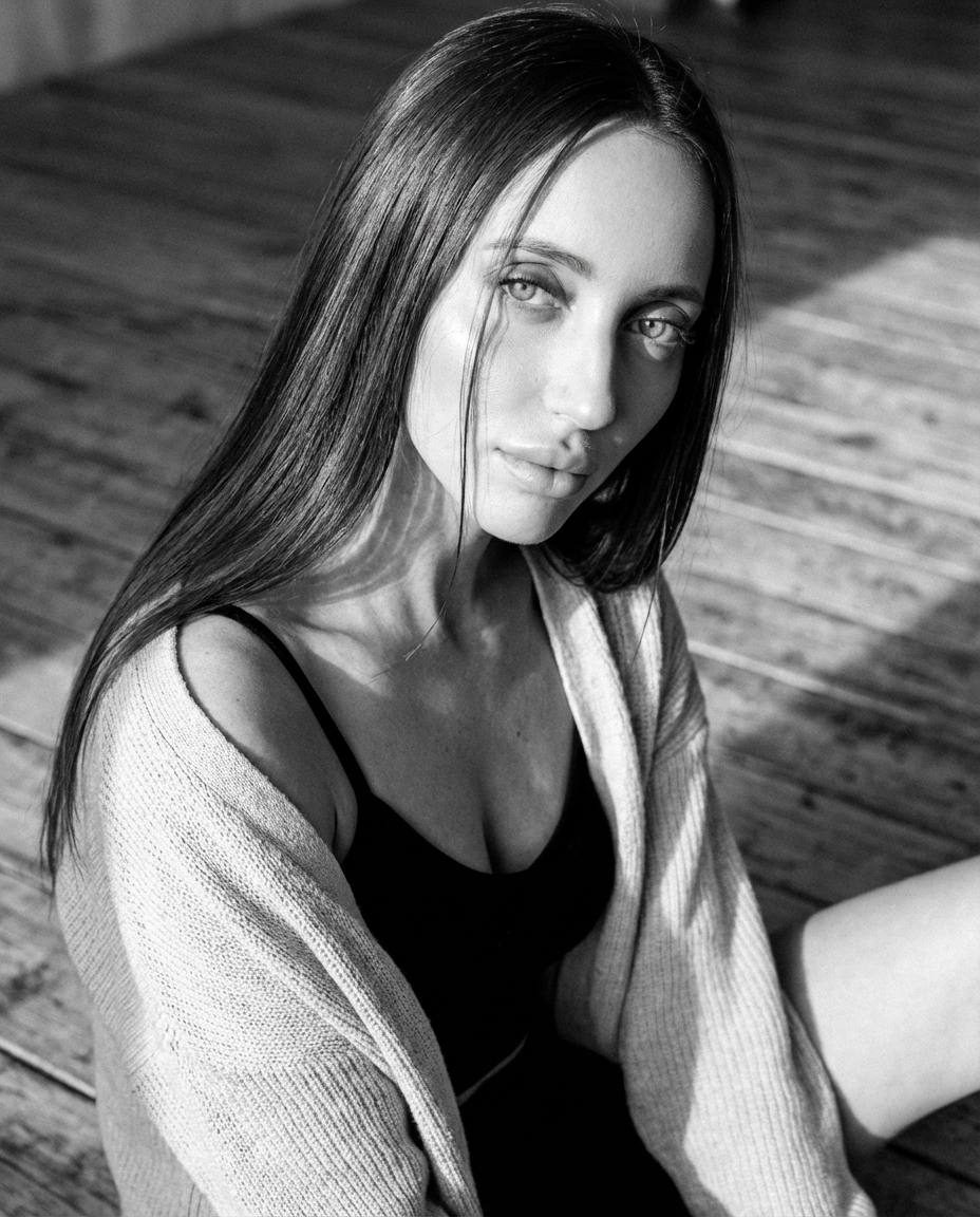 Sunlit Monochrome Grace