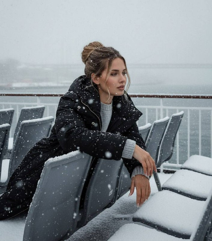 Snowy Ferry Deck Coat