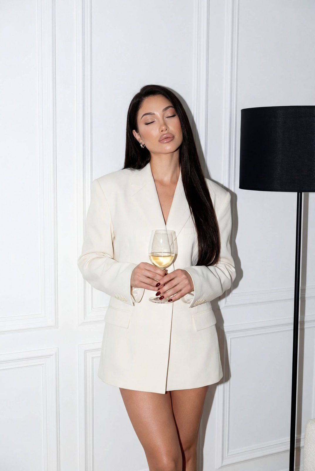 Ivory Editorial Restraint