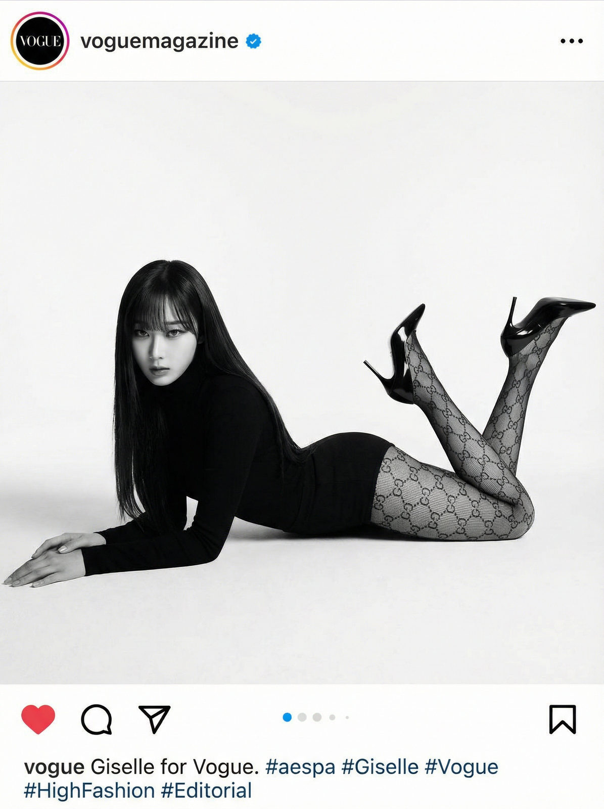 Giselle Vogue Monochrome