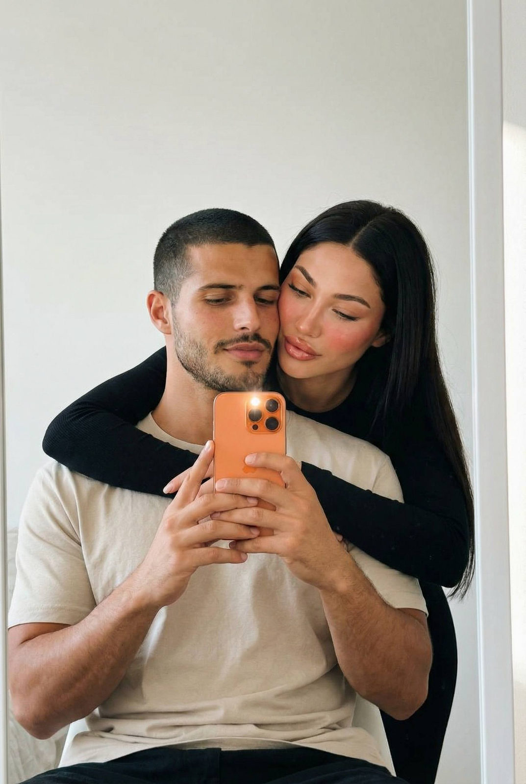 Soft Intimacy Mirror
