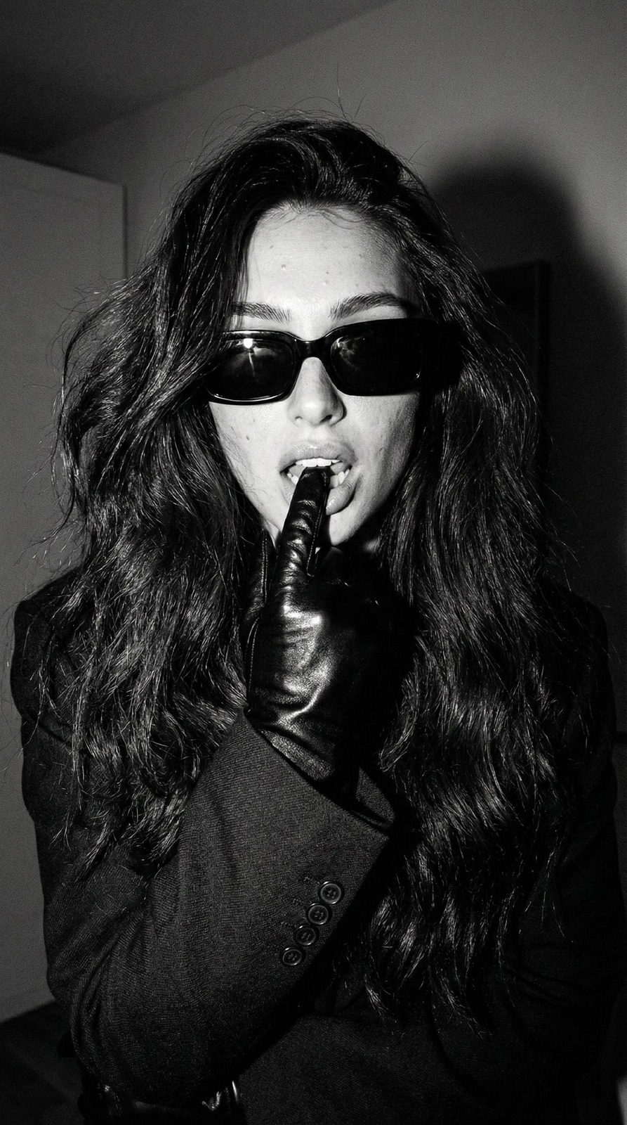 Sunglasses Gloved Finger