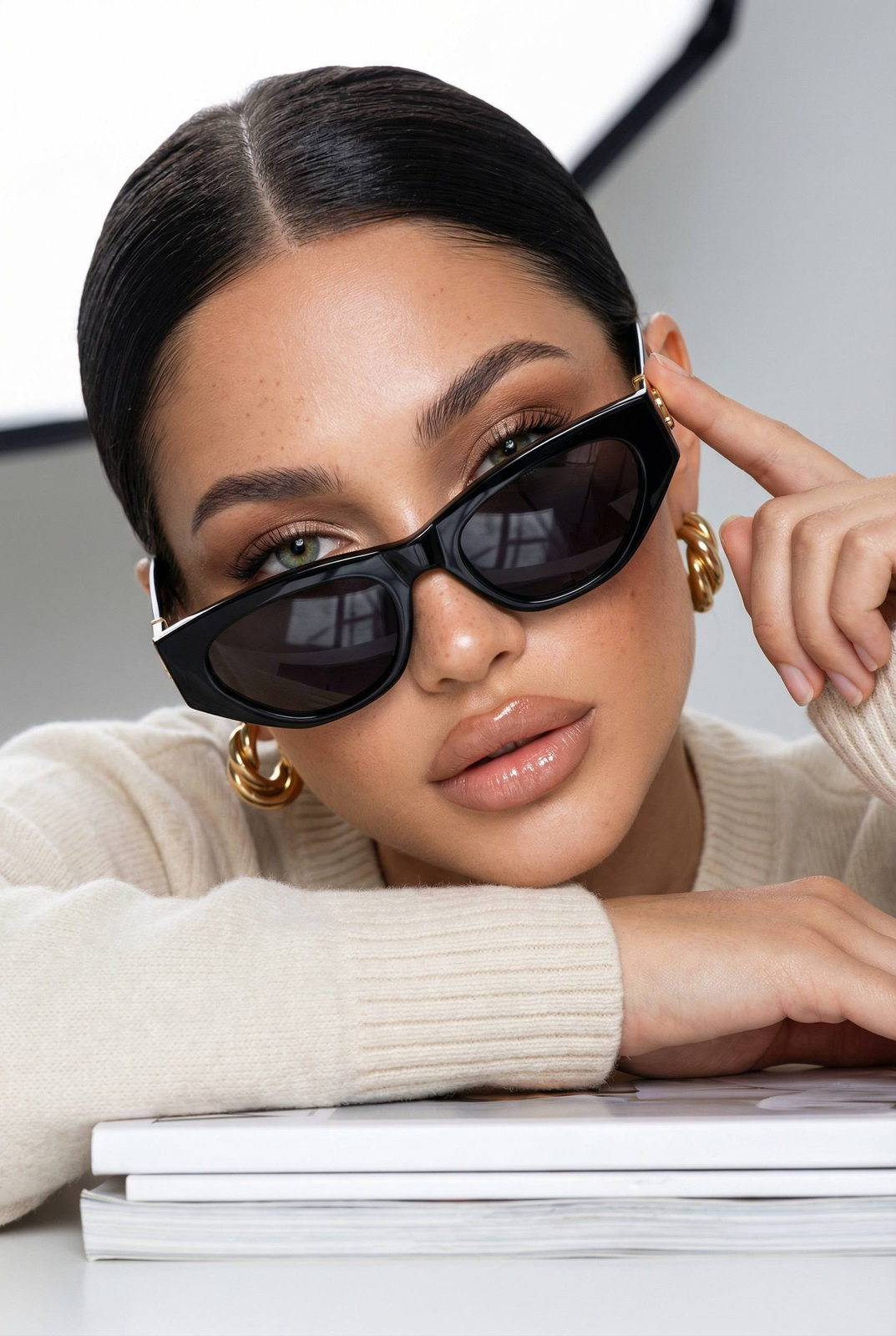 Glossy Optical Muse