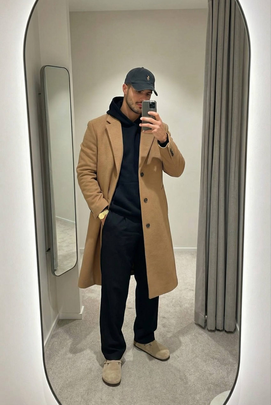Mirror Neutral