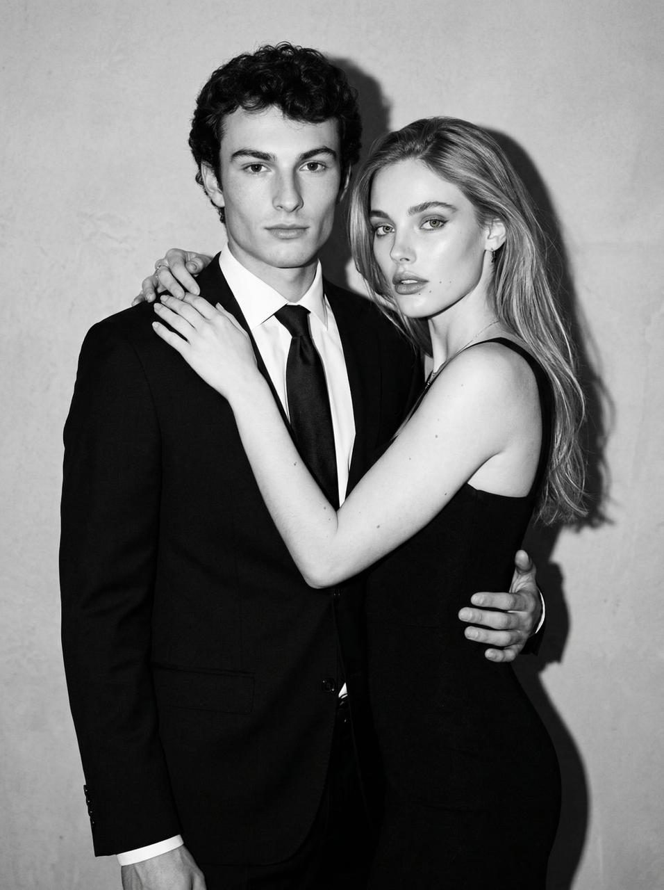 Monochrome Couple Flash