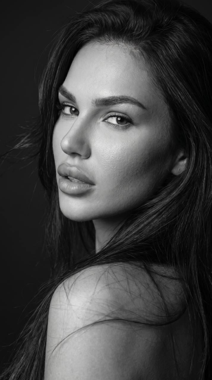 Monochrome Intense Gaze