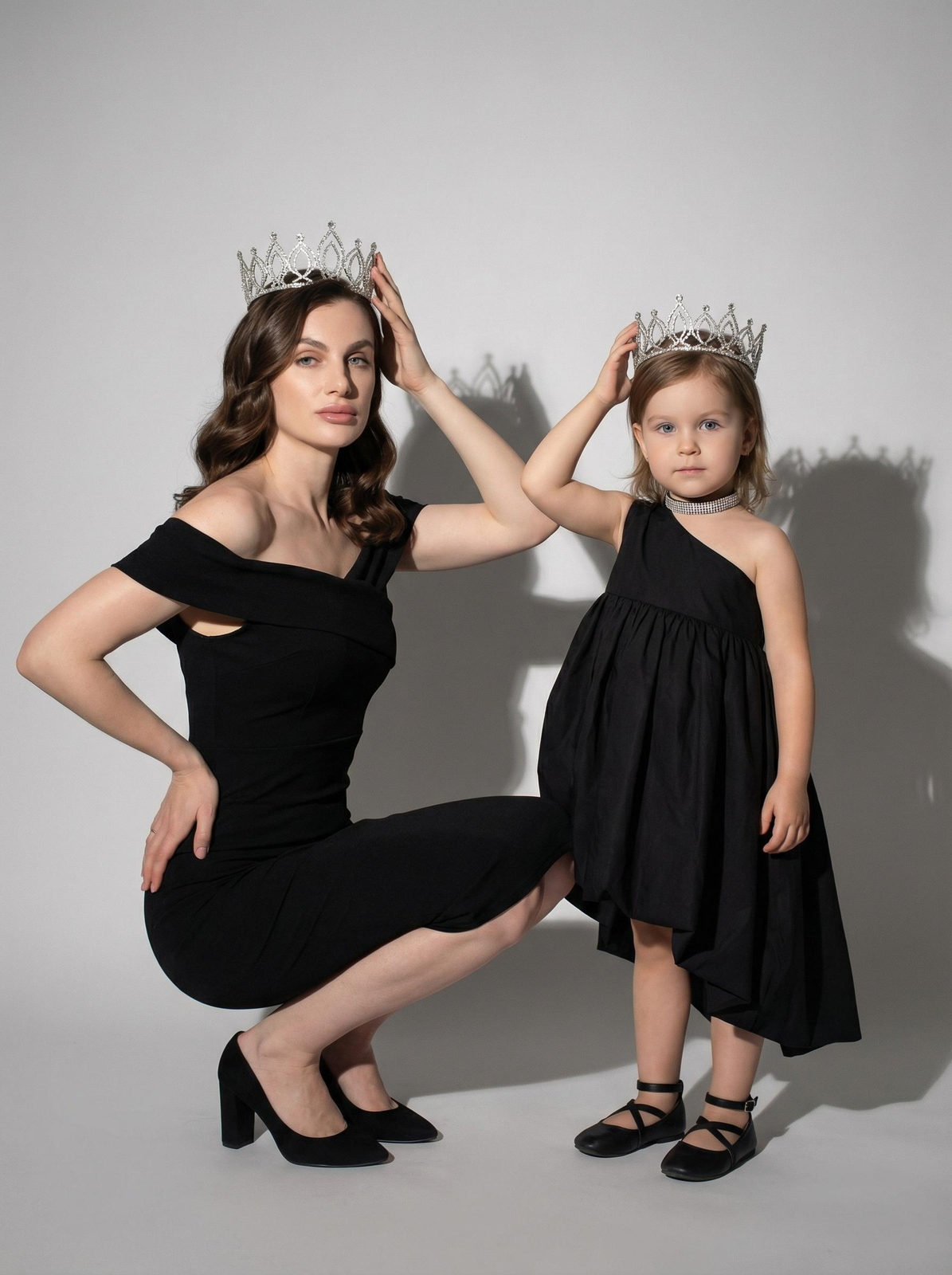 Minimalist Regal Grace