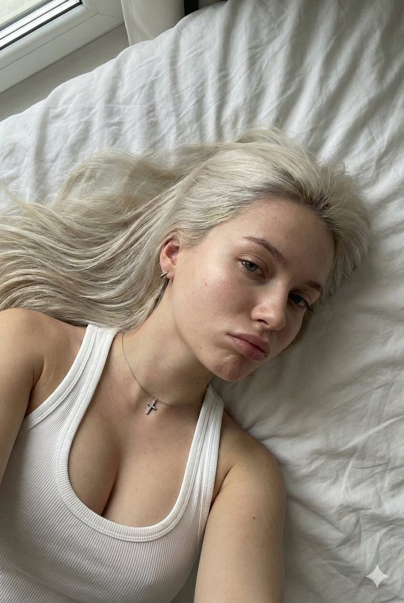 White Ribbed Tank Selfie