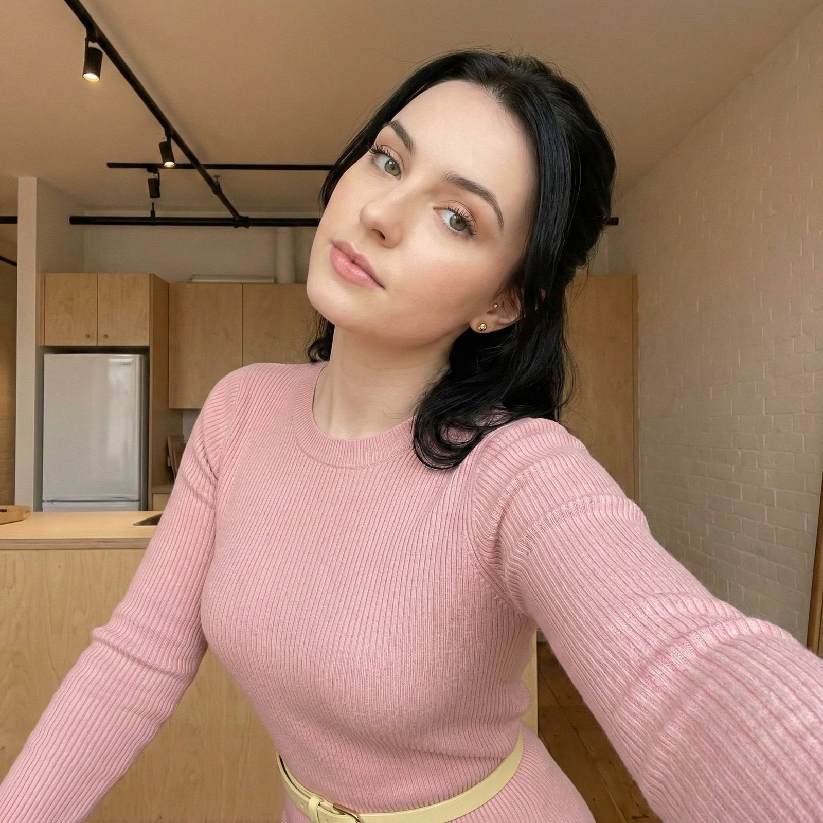Ribbed Pastel Grace