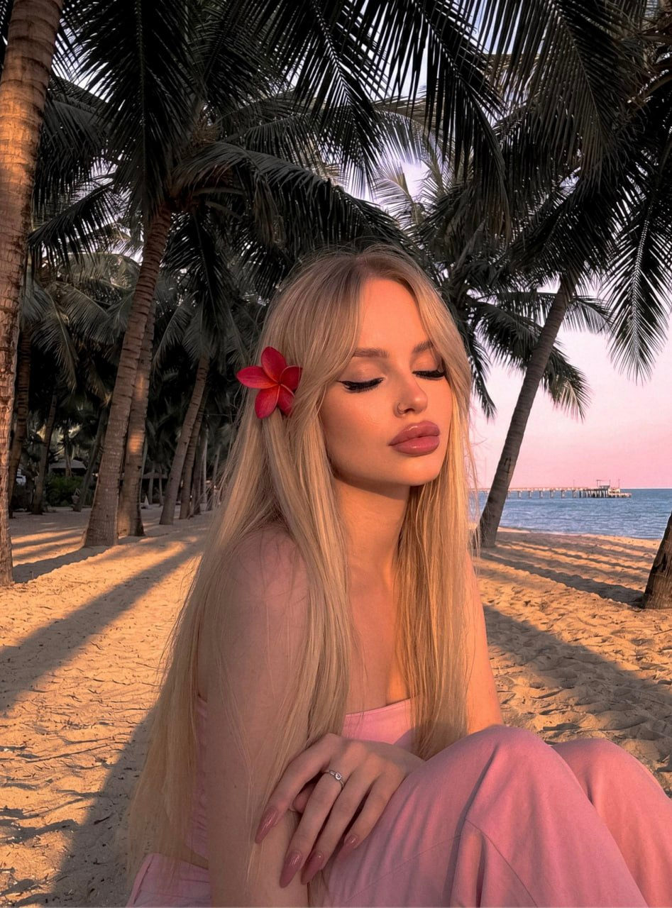 Pink Palm Reverie